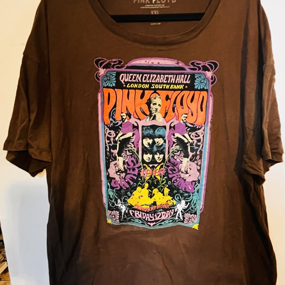 Pink Floyd 1967 Concert T-Shirt – Queen Elizabeth Hall London  Psychedelic Graph